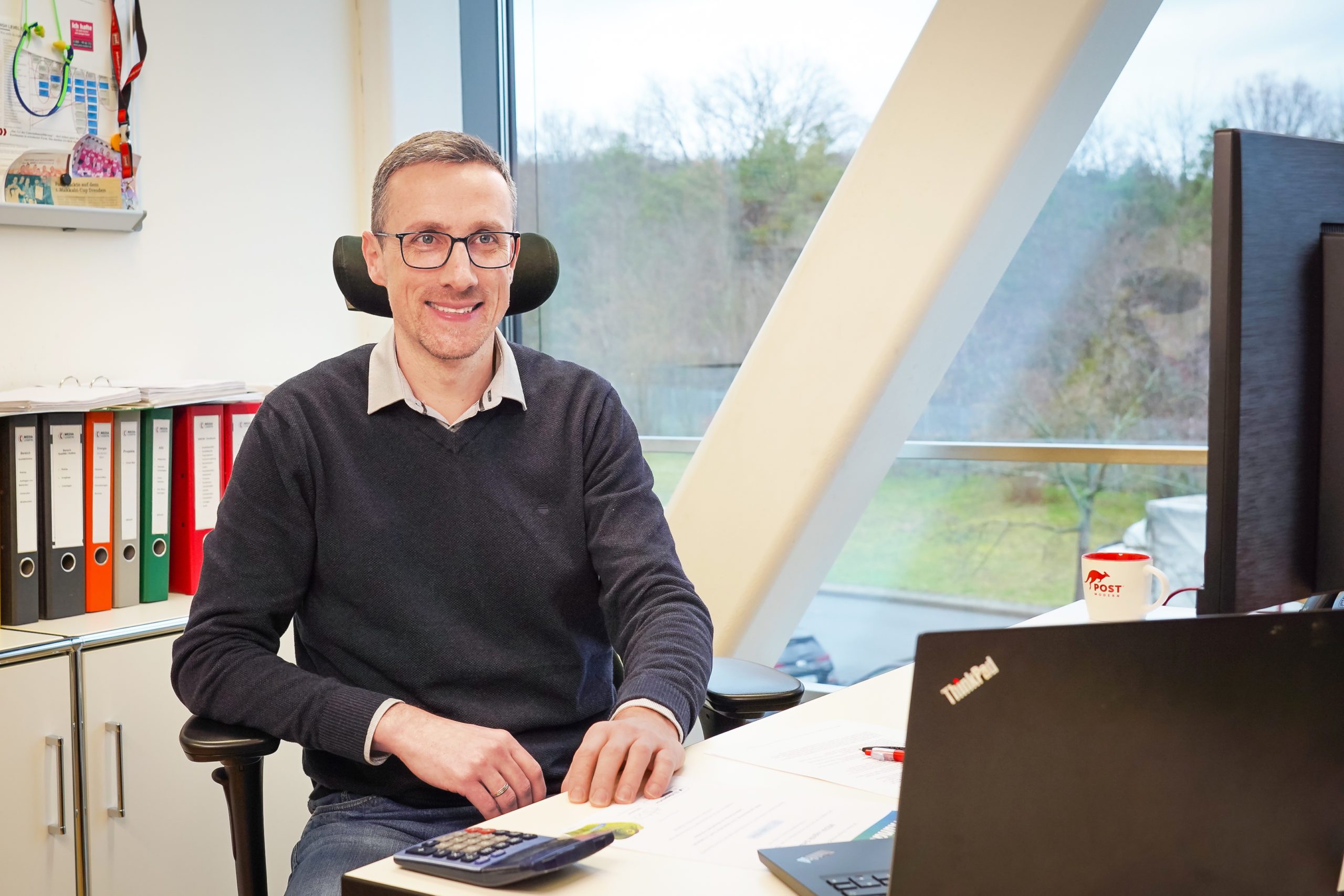 Das Bild zeigt Mirko Jantzon, ein Mitarbeiter der MediaLogistik GmbH.